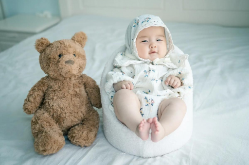 十堰宝宝吃不饱母乳的症状